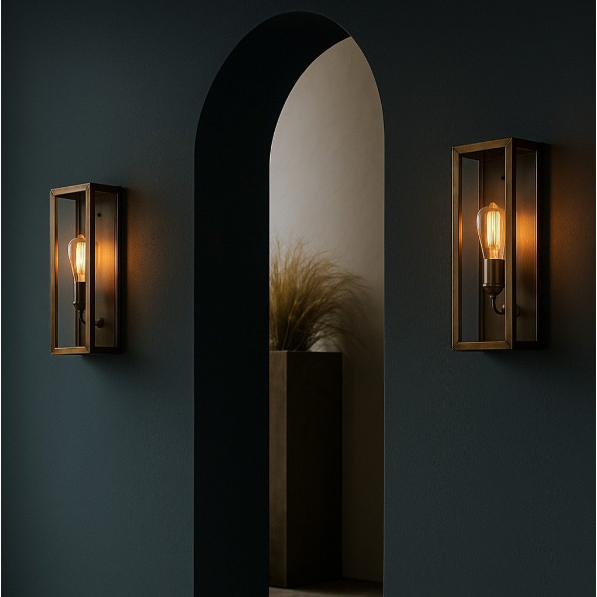 Messinglampe in der Farbe antik messing mit einer E27 Fassung