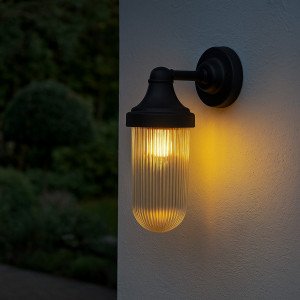 Messinglampe in antikschwarzer Farbe mit E27-Fassung