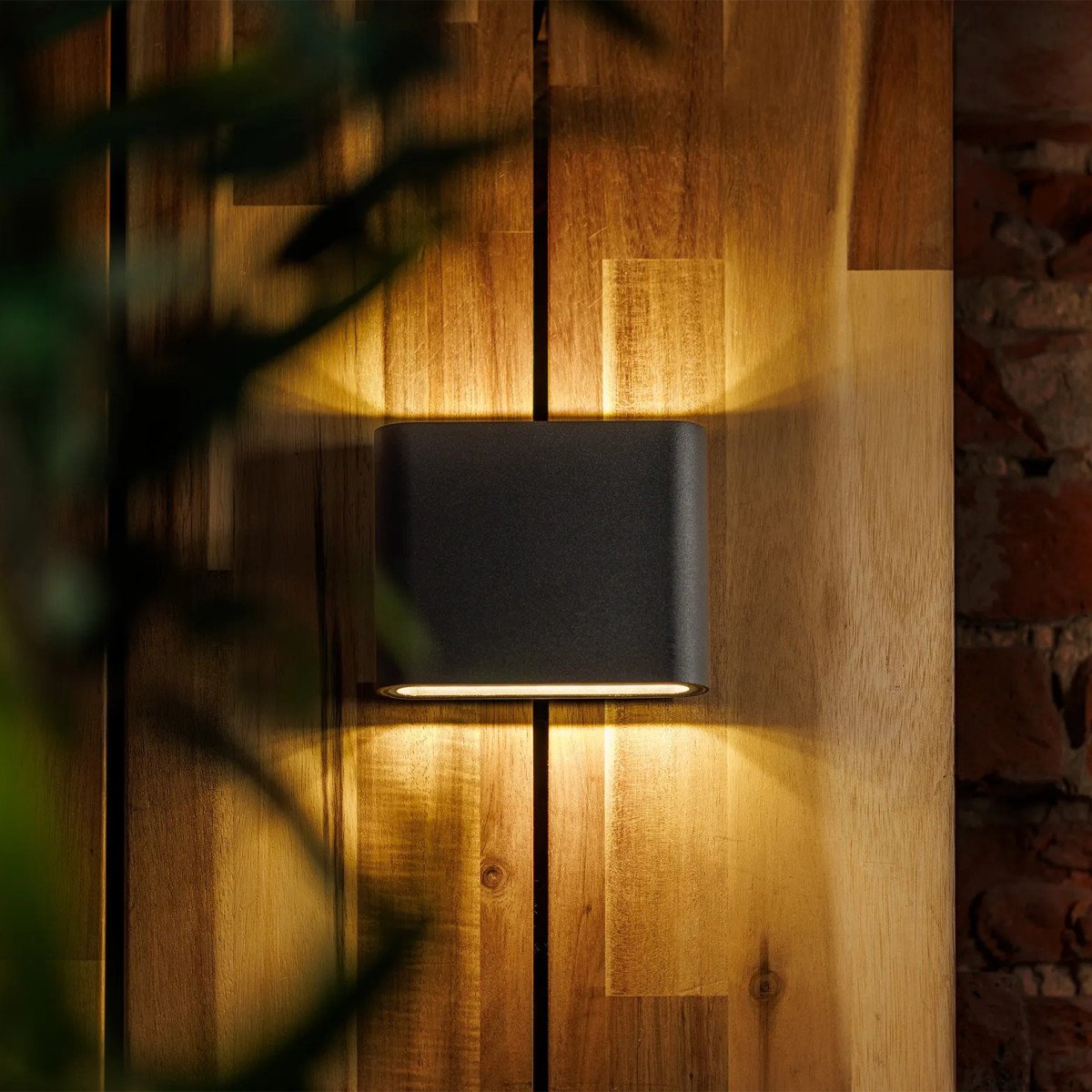 Außenleuchte Muro 12-Volt-Wandleuchte Schwarz modern