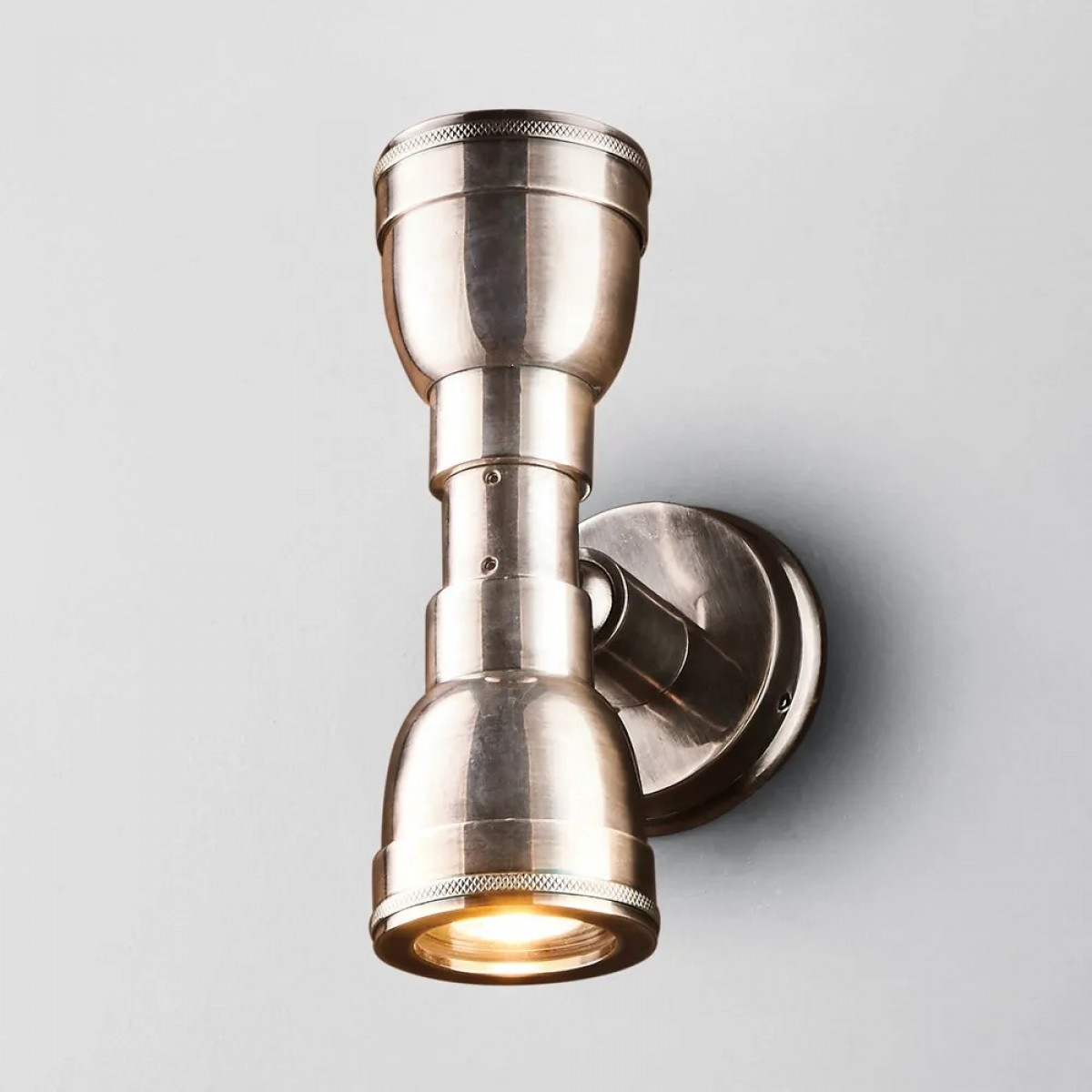 Messinglampe in antiker Silberfarbe mit GU10-Fassung