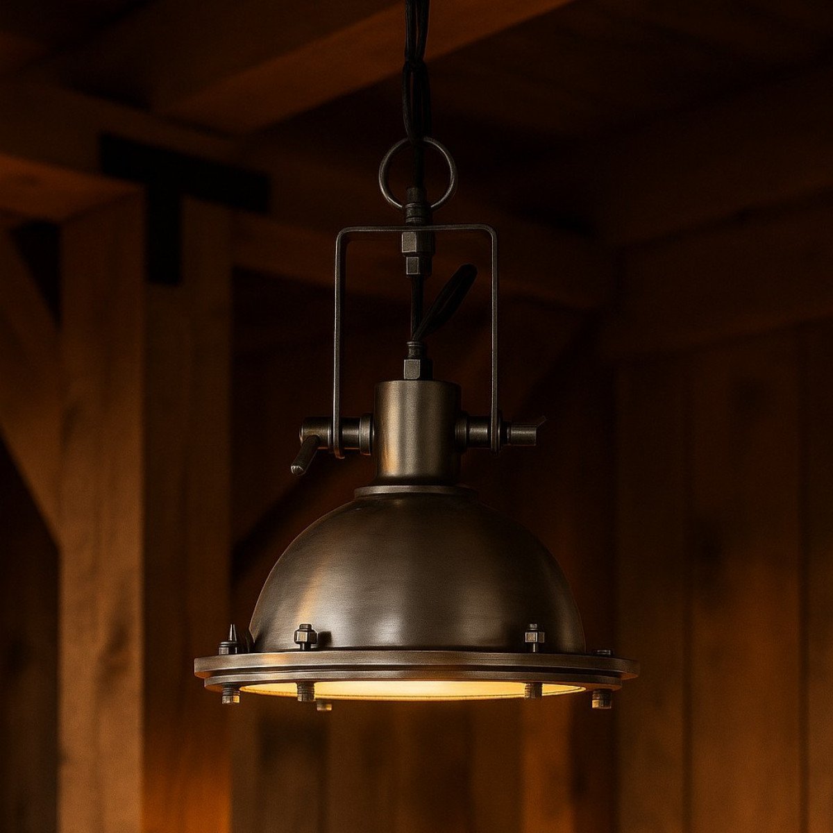 Messinglampe in antiker Silberfarbe mit E27 Fassung