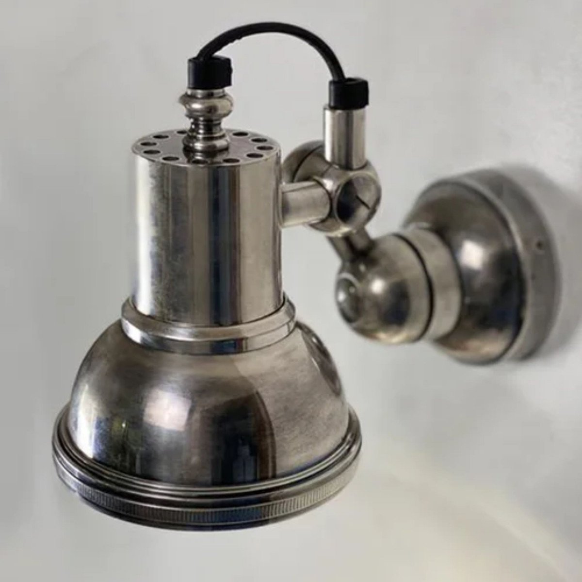 Wand- & Deckenstrahler Memphis Silber