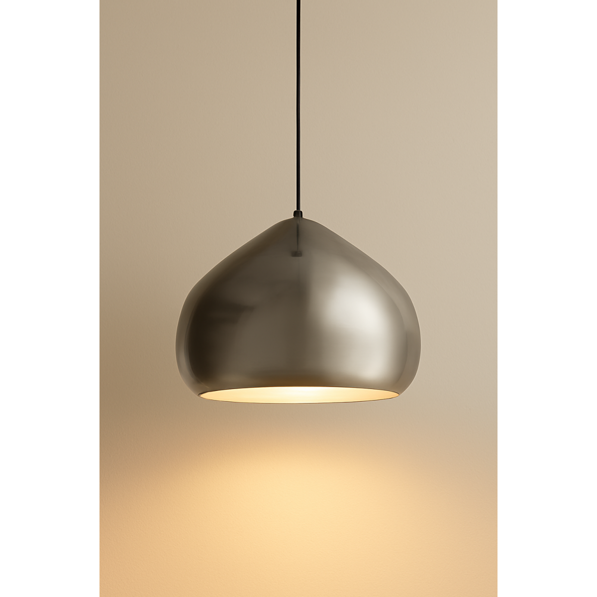 Alu Shiny Drop Hängeleuchte Silber Aluminium Ø28 cm E27 modern Alu Shiny Drop Hängeleuchte Silber Aluminium Ø28 cm E27 modern