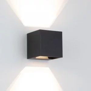 Reach up-and-downlighter Wandleuchte für Innen und Außen mit modernem Design aus Aluminium in der Farbe Schwarz