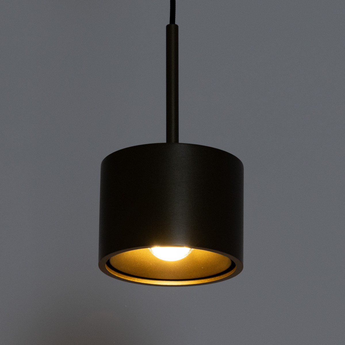 Innenleuchte June Pendelleuchte Bronze Aluminium modern