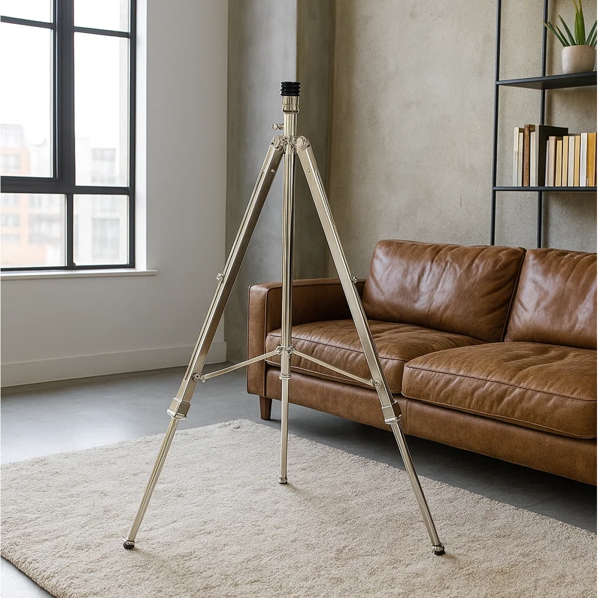 Messinglampe in Antik-Nickel mit E27-Fassung