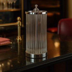 Messinglampe in Antik-Nickel mit E14-Fassung