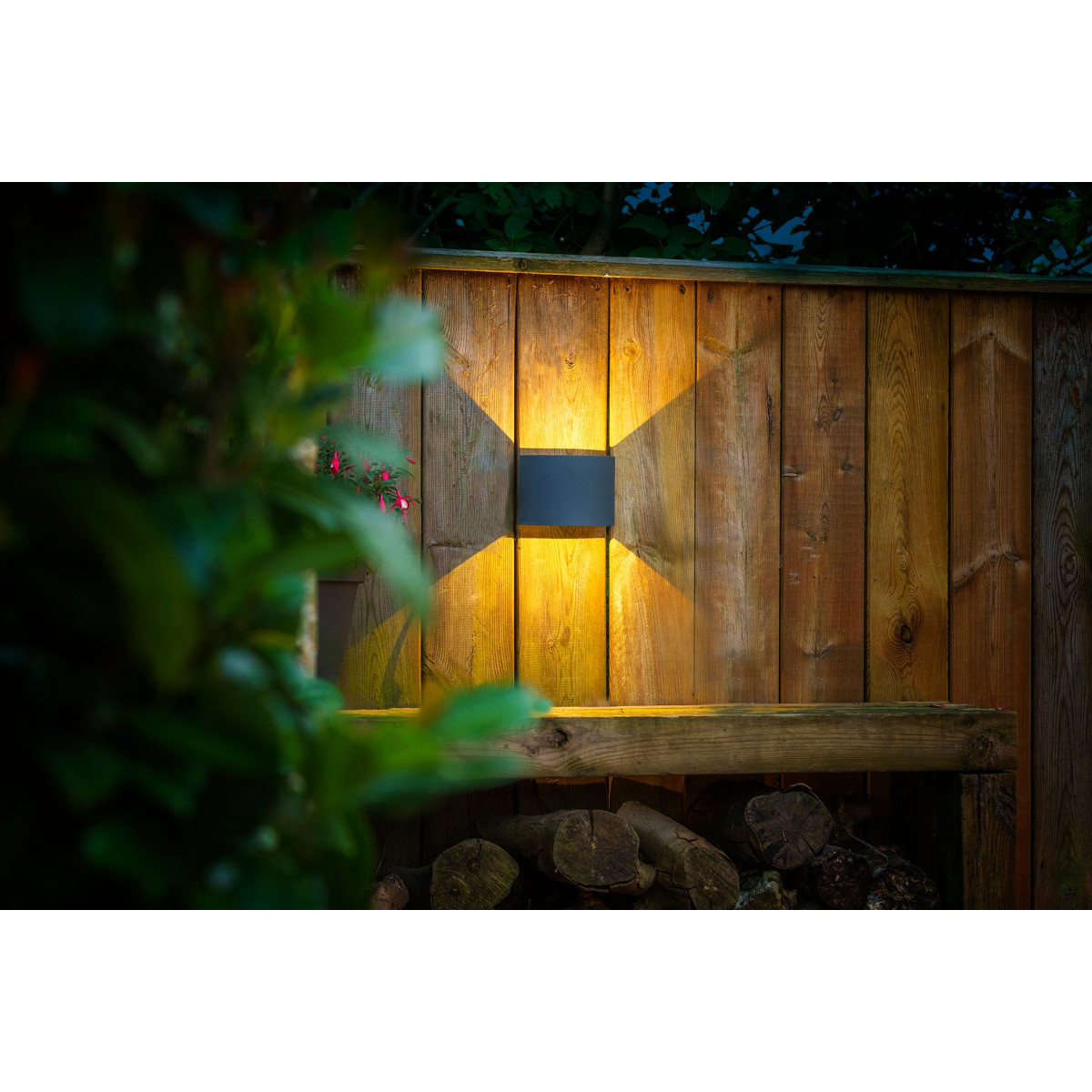 Außenleuchte mit 12 Volt anschluss Goura in der Farbe Anthrazit Wandlampe von KS Beleuchtung 