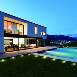 Moderne Bluetooth Gartenbeleuchtung