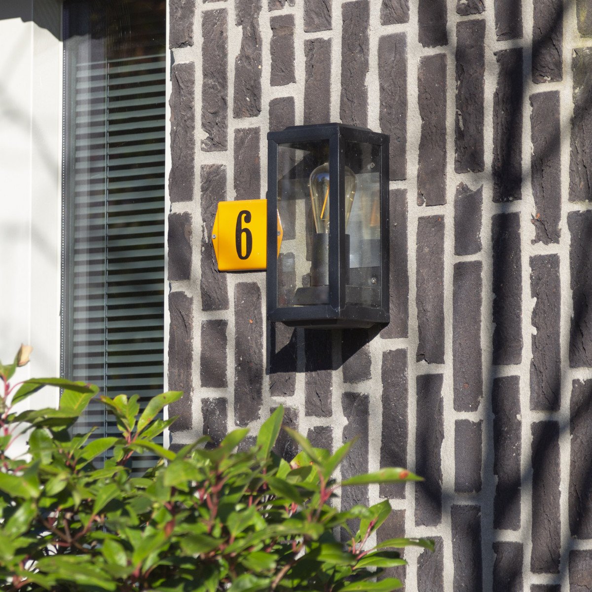 Wandleuchte Gooi Medium mit Tag/Nacht-Sensor LED