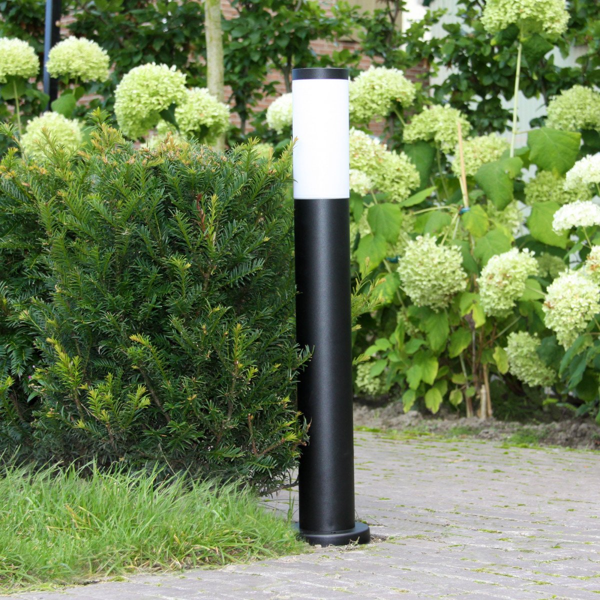 Moderne Gartenleuchte Lech schwarz 2 