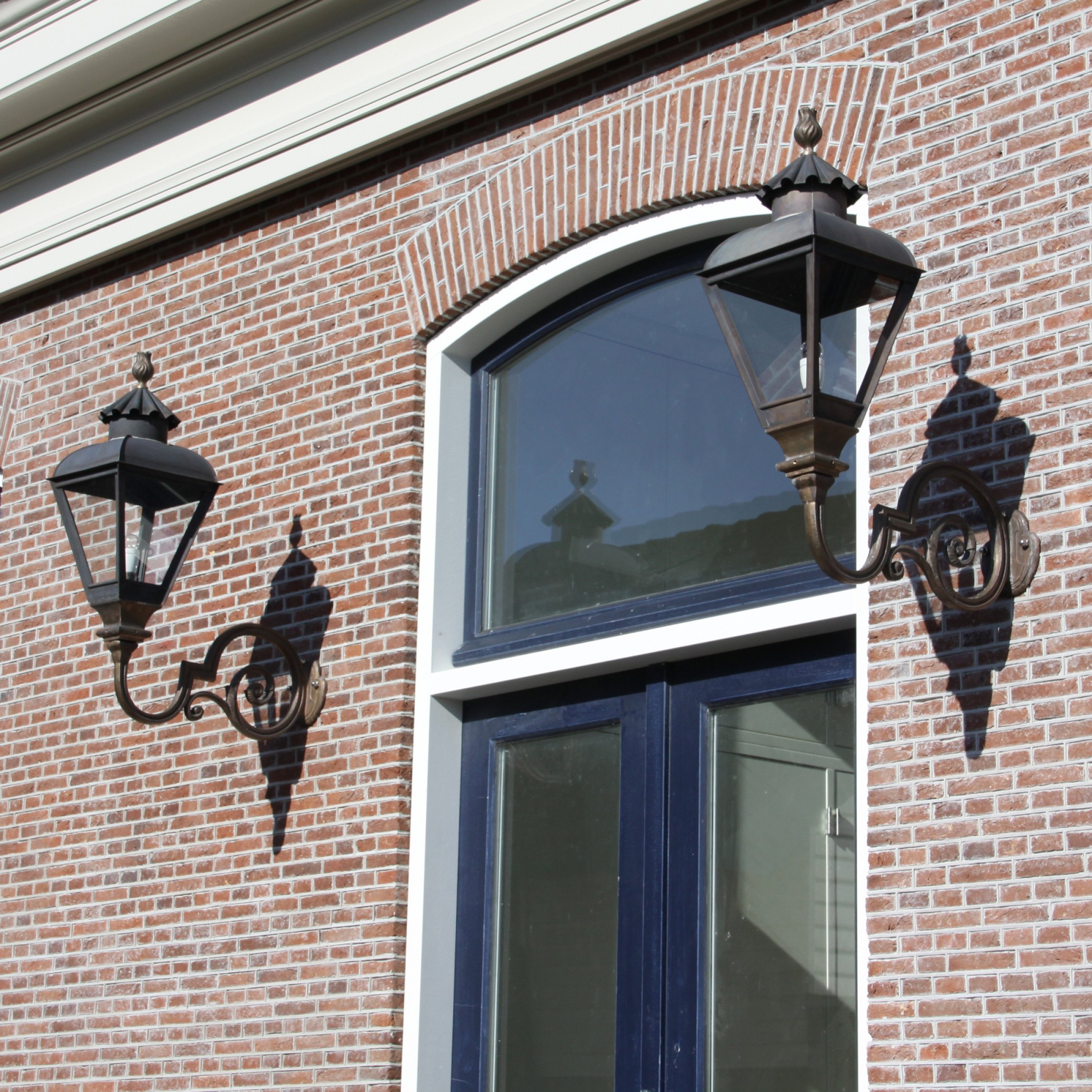 Historische Wandleuchte Heijden mit Bronze Wandarm