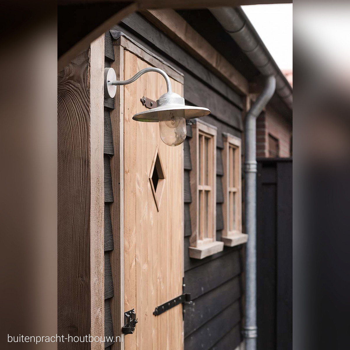 Hoflampe Dolce Verzinkte Wandleuchte mit Smart Wifi LED Leuchtmittel 